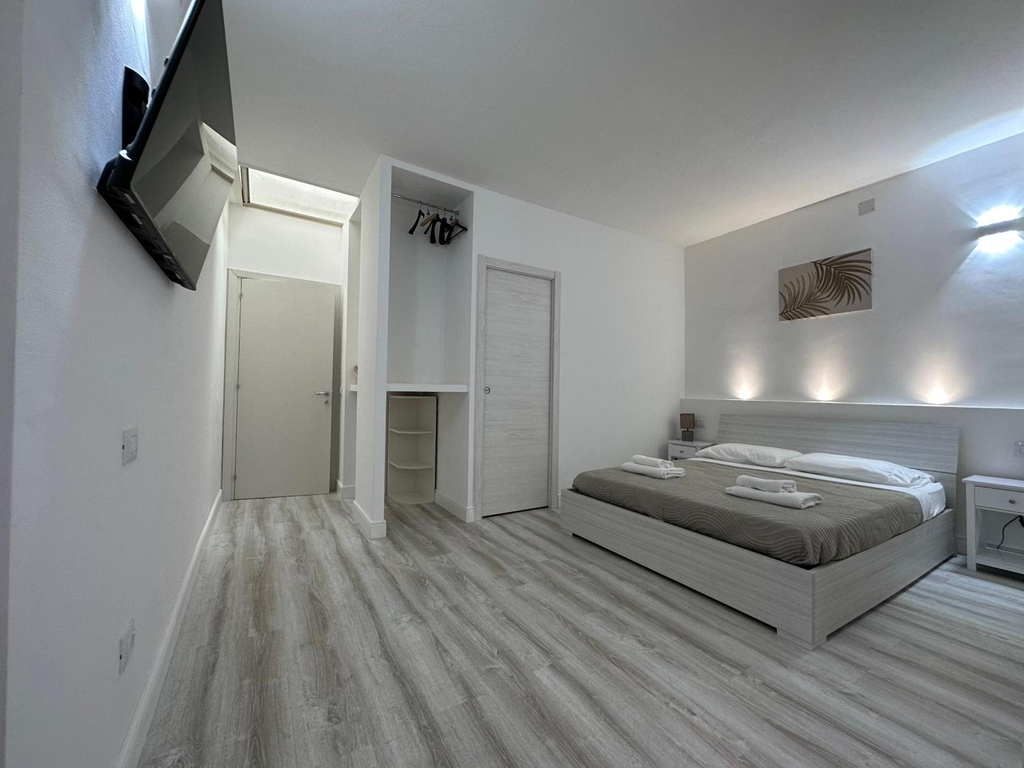 Cagliariparadiseapartment It Marina Екстериор снимка